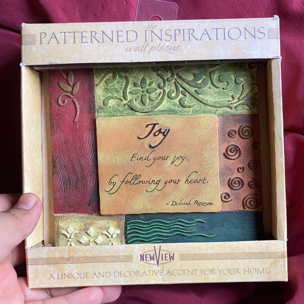 Ruth bush patterned inspirations wall plaque.